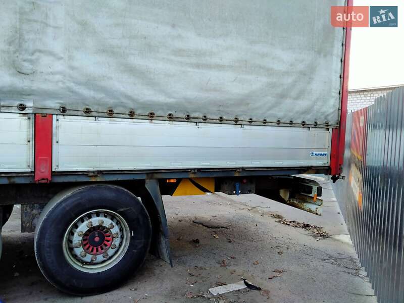 Бортовий напівпричіп Krone SD 2013 в Вінниці