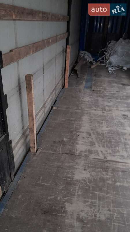 Тентованный борт (штора) - полуприцеп Krone SD 2007 в Сарнах фото 13 Тентованный борт (штора) - полуприцеп Krone SD 2007 в Сарнах