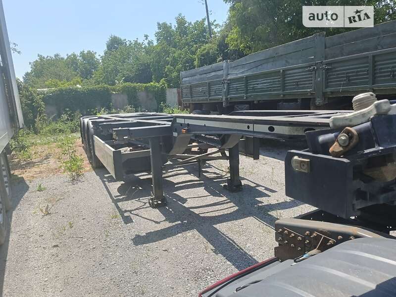 Контейнеровоз Krone SD 2020 в Виннице