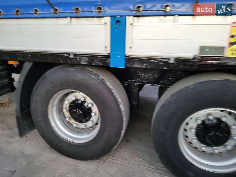 Бортовий напівпричіп Krone SD 2008 в Звягелі