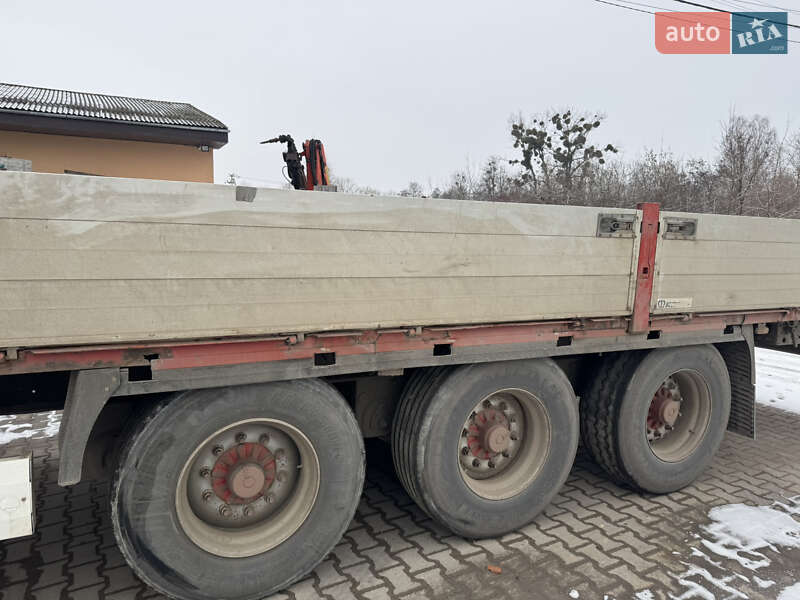 Бортовой полуприцеп Krone SD 2003 в Ивано-Франковске