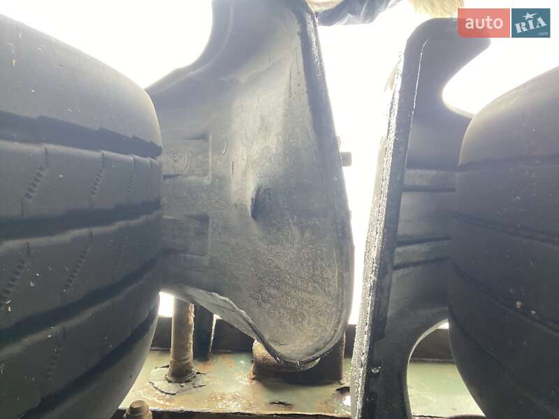 Контейнеровоз напівпричіп Krone SD 2006 в Києві