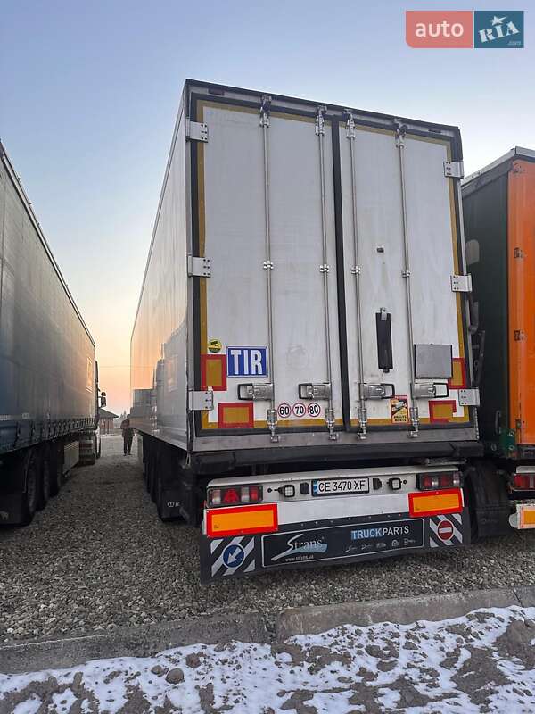 Рефрижератор полуприцеп Krone SD 2014 в Черновцах