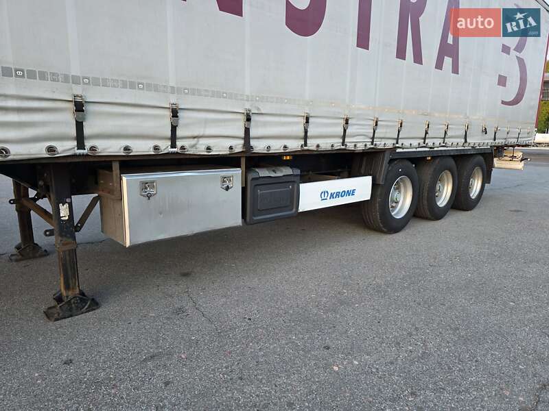 Тентованный борт (штора) - полуприцеп Krone SD 2014 в Ковеле