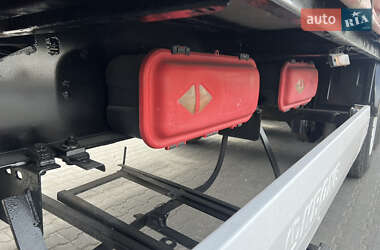 Тентований борт (штора) - напівпричіп Krone SD 2012 в Луцьку