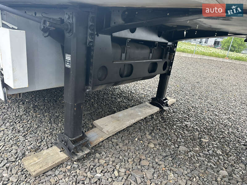 Рефрижератор полуприцеп Krone SD 2015 в Луцке