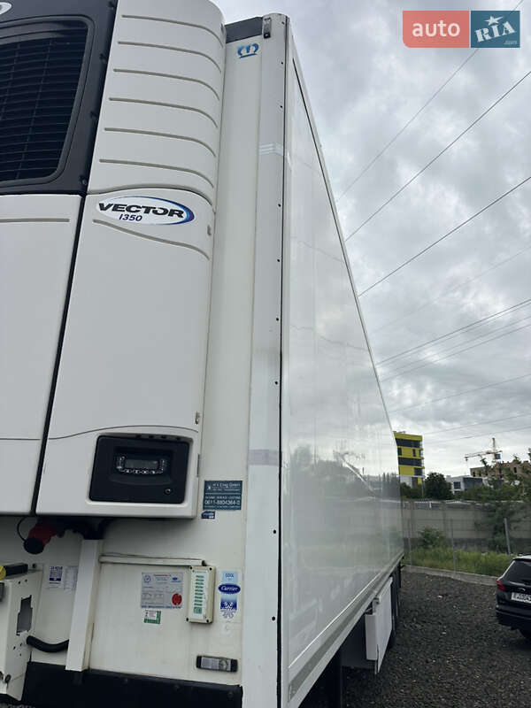 Рефрижератор полуприцеп Krone SD 2015 в Луцке