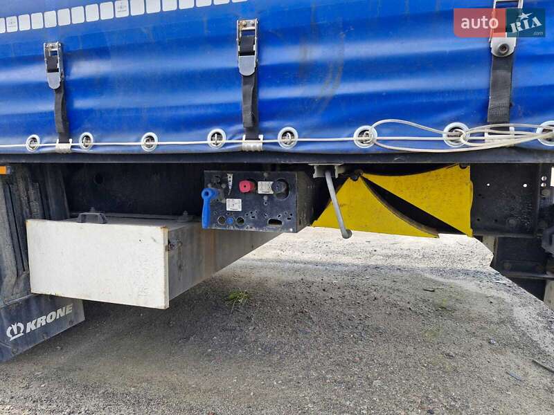 Тентованный борт (штора) - полуприцеп Krone SD 2016 в Киеве