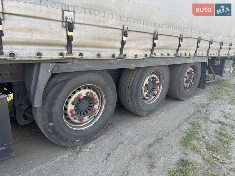 Тентованный борт (штора) - полуприцеп Krone SD 2013 в Маневичах