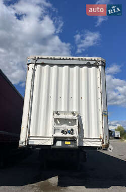 Тентованный борт (штора) - полуприцеп Krone SD 2015 в Иршаве