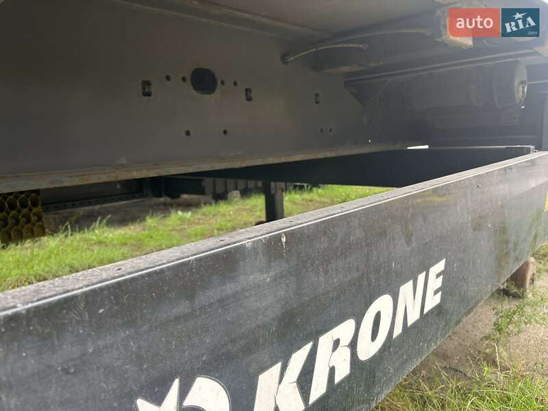 Тентованный борт (штора) - полуприцеп Krone SD 2014 в 