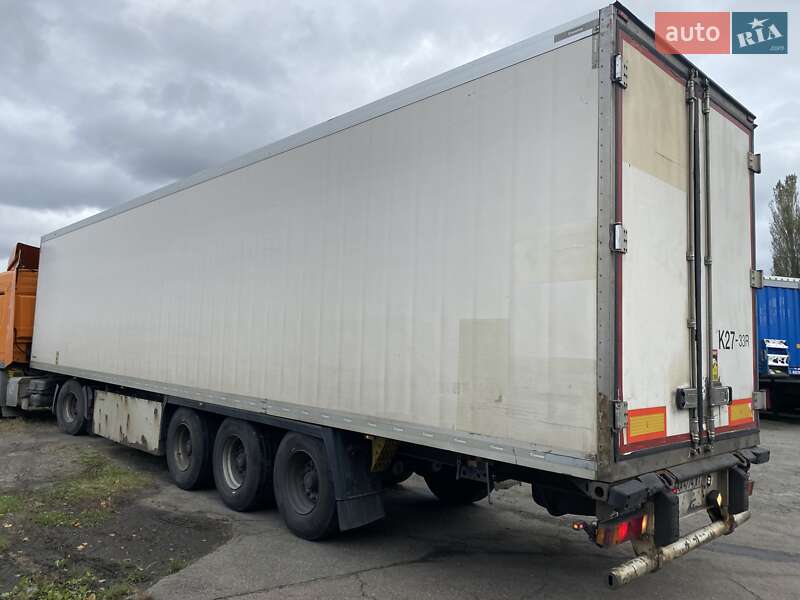 Рефрижератор напівпричіп Krone SD 2013 в Києві