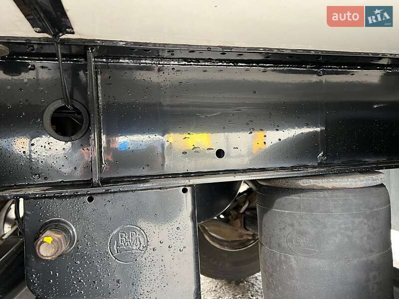 Рефрижератор полуприцеп Krone SD 2016 в Черновцах