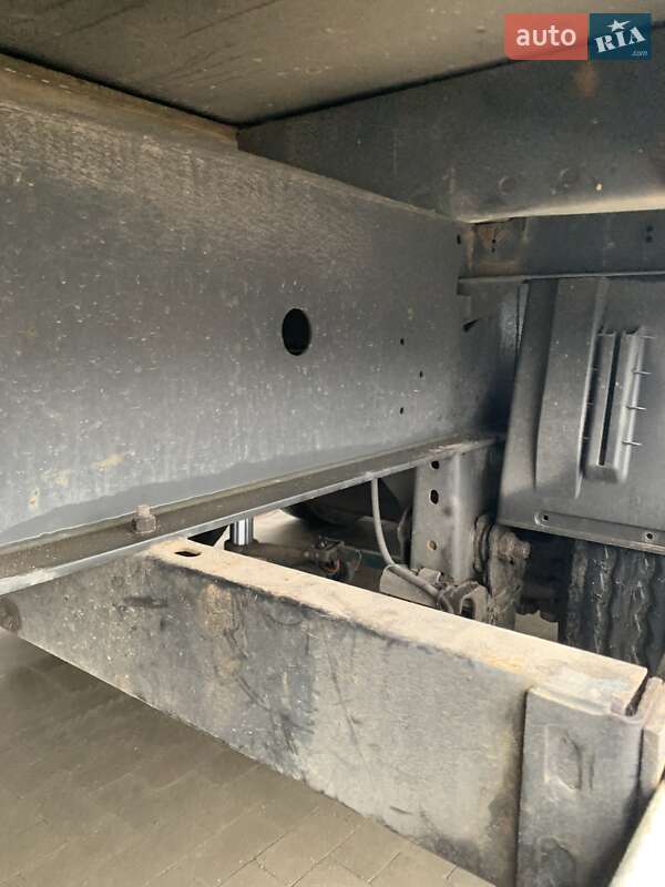 Тентованный борт (штора) - полуприцеп Krone SD 2007 в Костополе фото 4 Тентованный борт (штора) - полуприцеп Krone SD 2007 в Костополе