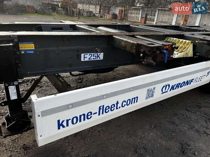 Контейнеровоз Krone SD 2014 в Луцке