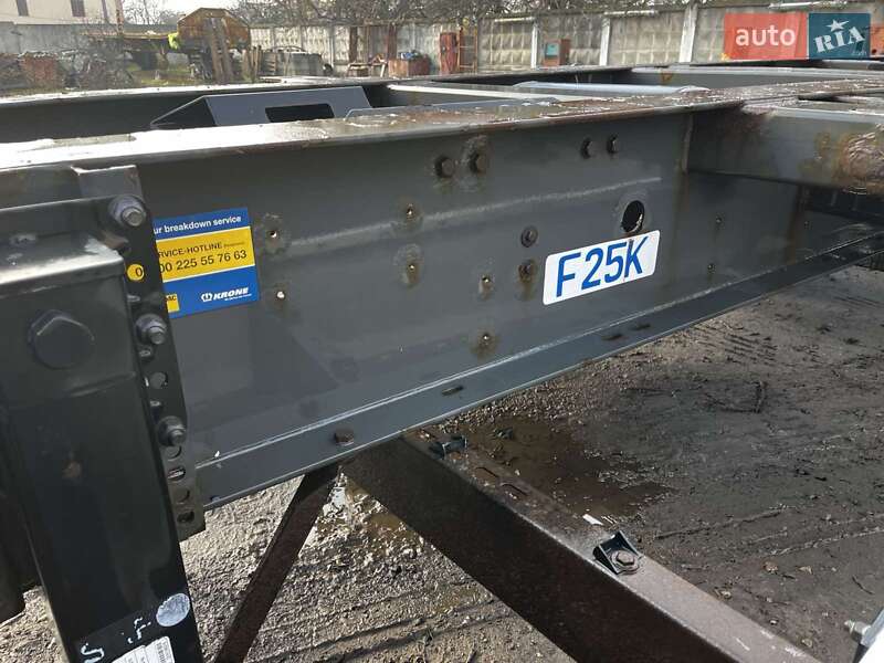 Контейнеровоз Krone SD 2014 в Луцке