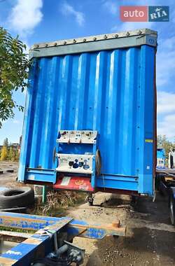 Бортовий напівпричіп Krone SD 2015 в Одесі