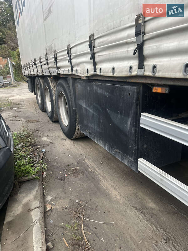 Тентований борт (штора) - напівпричіп Krone SD 2007 в Рівному