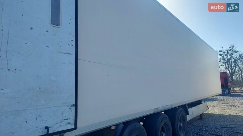 Рефрижератор полуприцеп Krone SD 2006 в Ровно