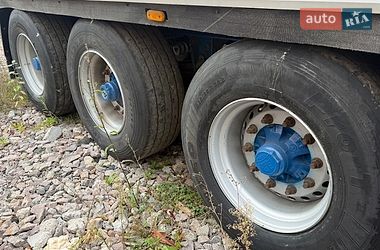 Рефрижератор напівпричіп Krone SD 2008 в Києві