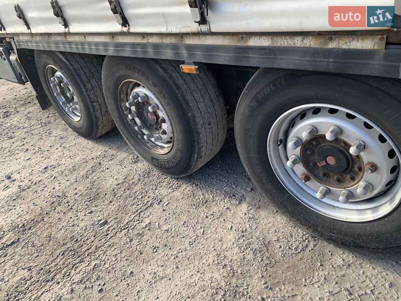 Тентованный борт (штора) - полуприцеп Krone SDC 2014 в Немирове фото 4 Тентованный борт (штора) - полуприцеп Krone SDC 2014 в Немирове