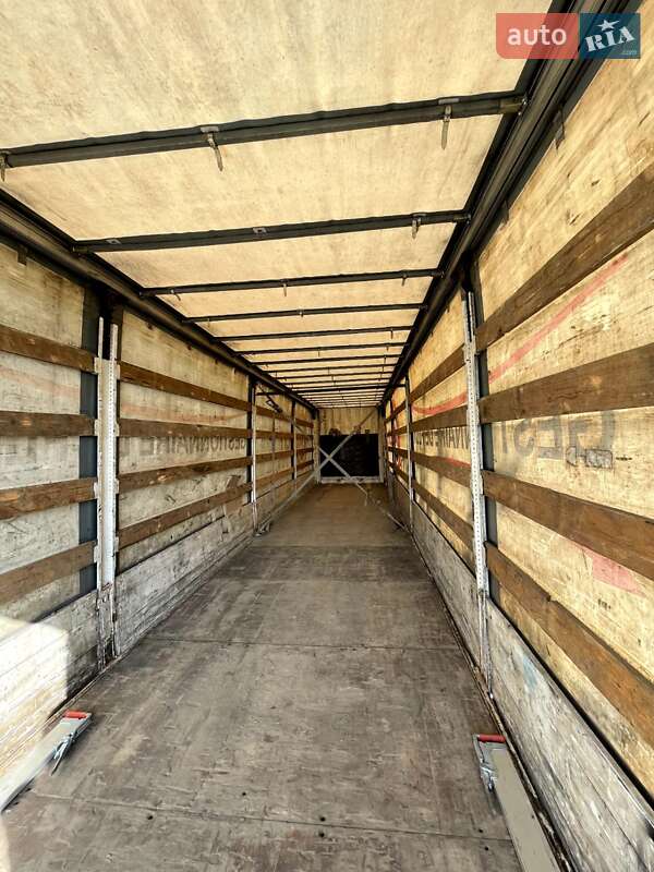 Тентованный борт (штора) - полуприцеп Krone SDP 27 2005 в Шполе фото 7 Тентованный борт (штора) - полуприцеп Krone SDP 27 2005 в Шполе