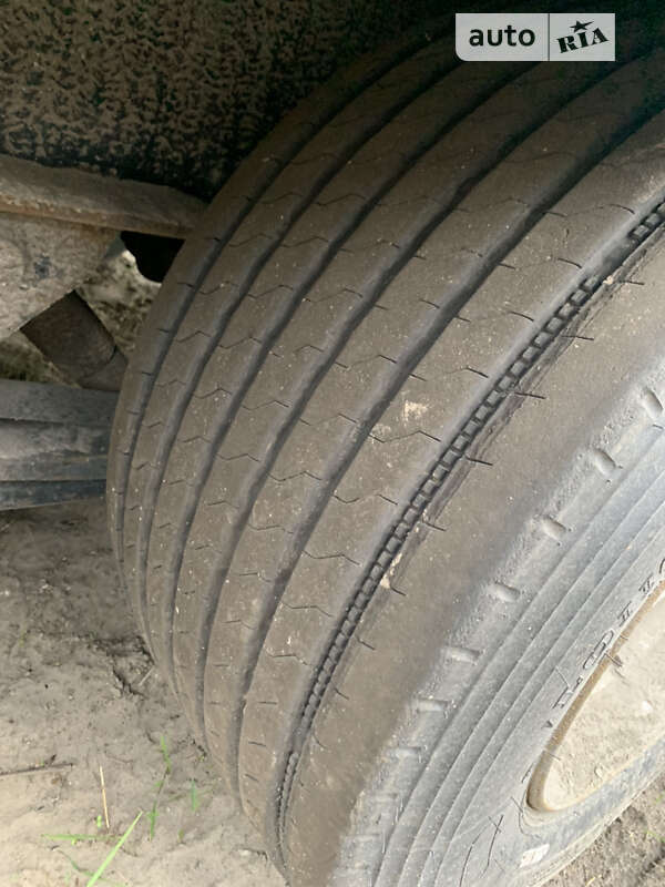 Тентованный борт (штора) - полуприцеп Krone SDP 27 2004 в Броварах