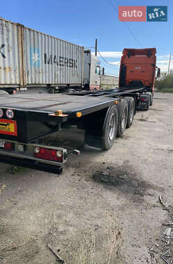 Контейнеровоз Krone SDP 27 2004 в 