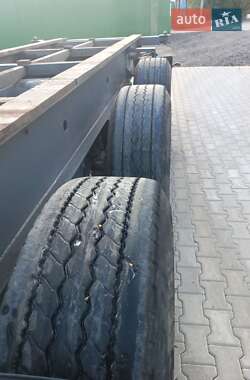 Контейнеровоз Krone SDP 27 2000 в 