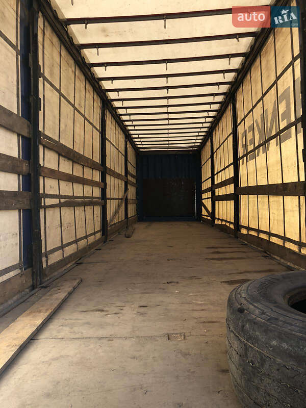 Тентованный борт (штора) - полуприцеп Krone SDP 27 2005 в Самборе фото 4 Тентованный борт (штора) - полуприцеп Krone SDP 27 2005 в Самборе