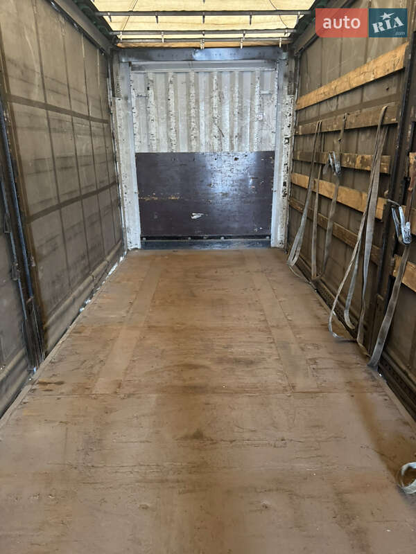 Тентованный борт (штора) - полуприцеп Krone SDP 27 2007 в Броварах фото 3 Тентованный борт (штора) - полуприцеп Krone SDP 27 2007 в Броварах