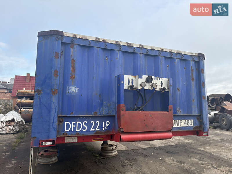 Бортовий напівпричіп Krone SDP 27 2003 в Сарнах