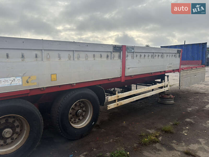 Бортовий напівпричіп Krone SDP 27 2003 в Сарнах