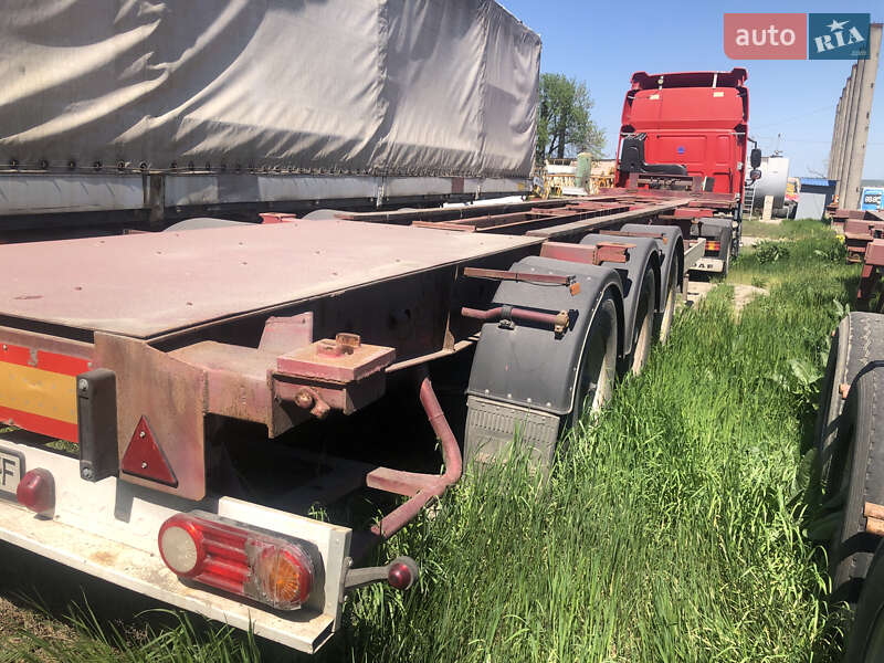 Контейнеровоз Krone SDP 27 1997 в Южном