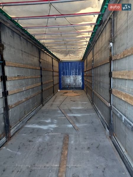 Тентований борт (штора) - напівпричіп Krone SDP 27 2008 в Львові