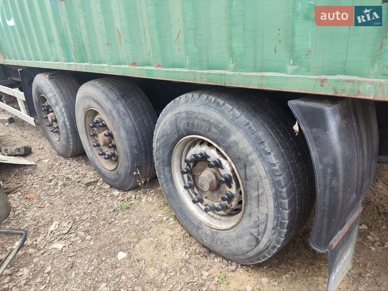 Контейнеровоз Krone SDP 27 2000 в Катеринополе