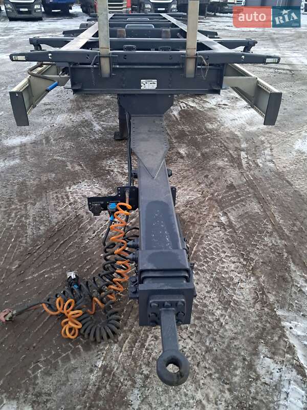 Контейнеровоз Krone ZZ 2016 в Черновцах