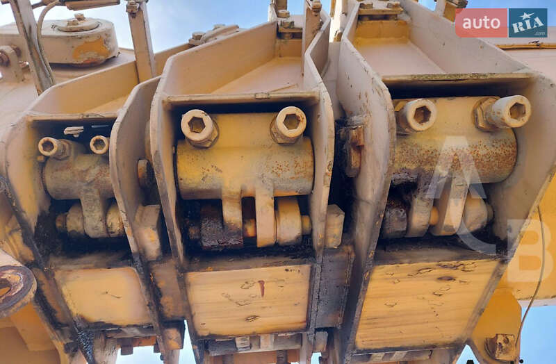 Автокран Krupp КМК 1990 в Долині