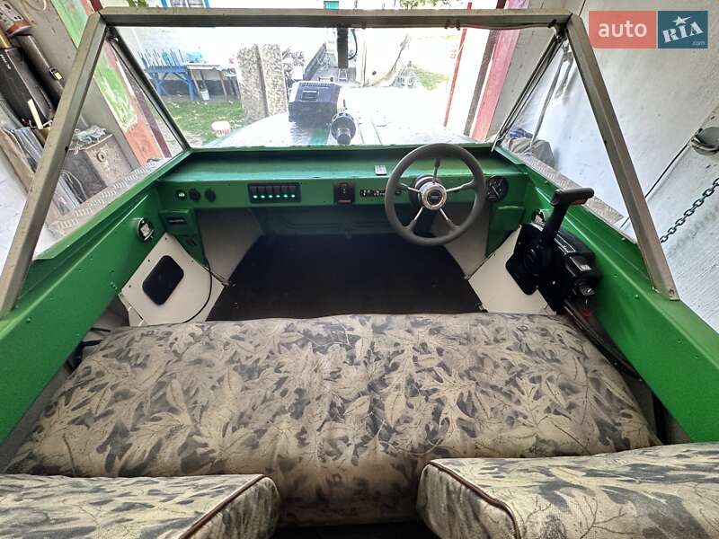 Катер Крым 1 1978 в Киеве