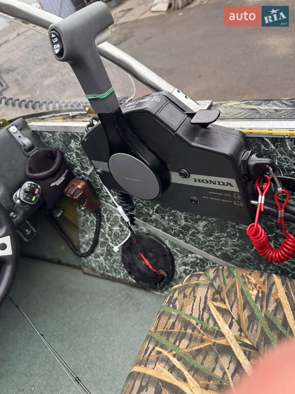 Лодка Крым 1 1979 в Киеве фото 4 Лодка Крым 1 1979 в Киеве