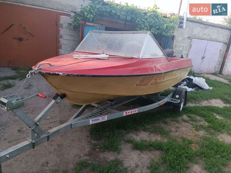 Лодка Крым М 1991 в Запорожье