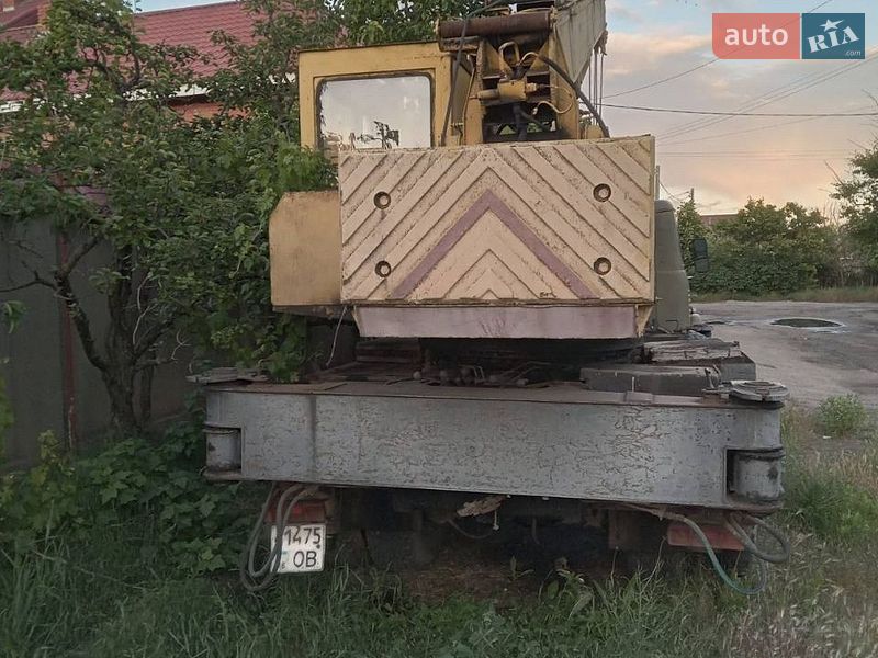 Автокран КС 3571 1982 в Одессе