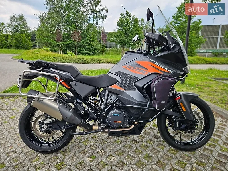 KTM 1290 Super Adventure 2022