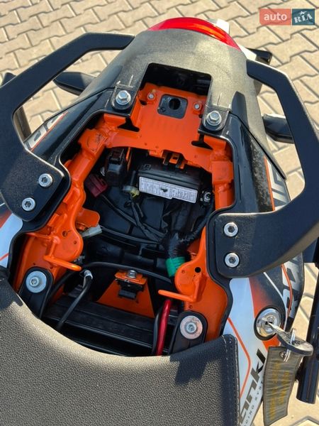 Мотоцикл Без обтекателей (Naked bike) KTM 250 Duke 2015 в Бродах