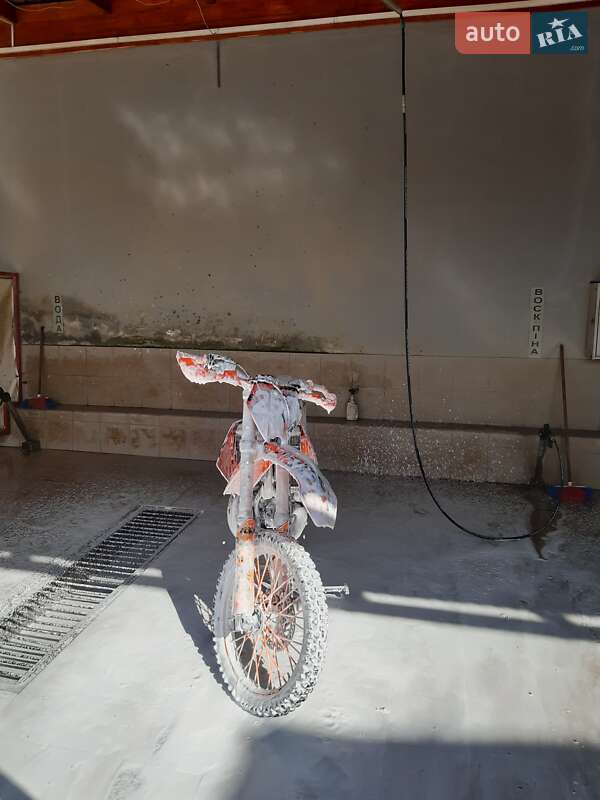 Мотоцикл Кросс KTM 250 SX-F 2005 в Рахове