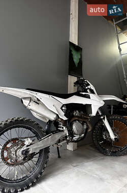 Мотоцикл Кросс KTM 250 SX-F 2018 в 