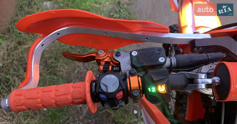 Мотоцикл Внедорожный (Enduro) KTM 350 EXC-F 2020 в Винниках фото 5 Мотоцикл Внедорожный (Enduro) KTM 350 EXC-F 2020 в Винниках