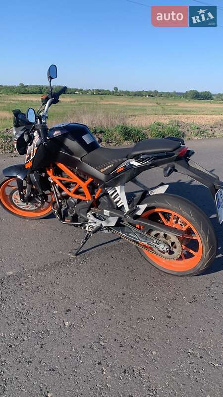 Мотоцикл Спорт-туризм KTM 390 Duke 2014 в Полтаві
