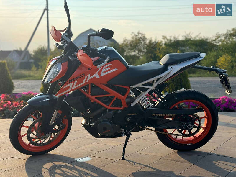 Мотоцикл Без обтікачів (Naked bike) KTM 390 Duke 2020 в Чернівцях