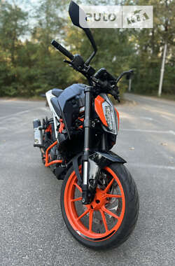 Мотоцикл Без обтекателей (Naked bike) KTM 390 Duke 2020 в Киеве